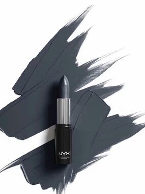 Lipstick in Deep Charcoal Gray